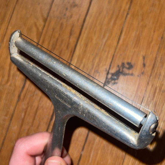Vintage Nevco Cheese Slicer - Picture 6 of 10